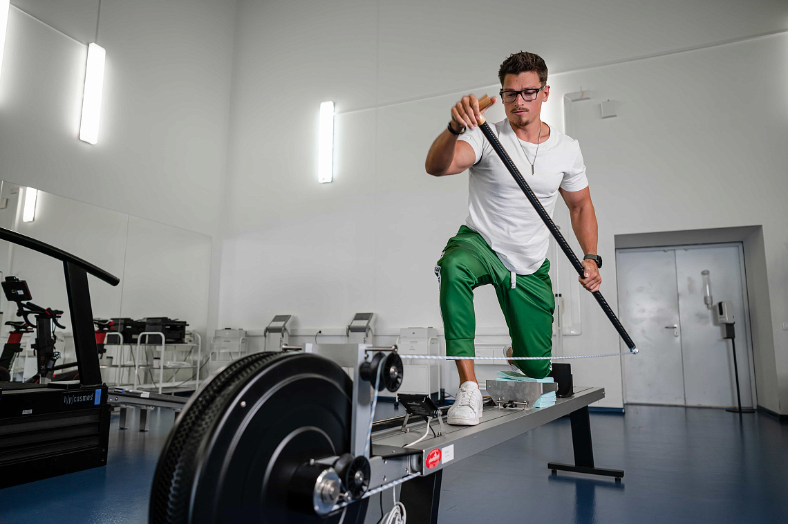 Тренажёр гребли на каноэ Kayak/Canoe Ergometer